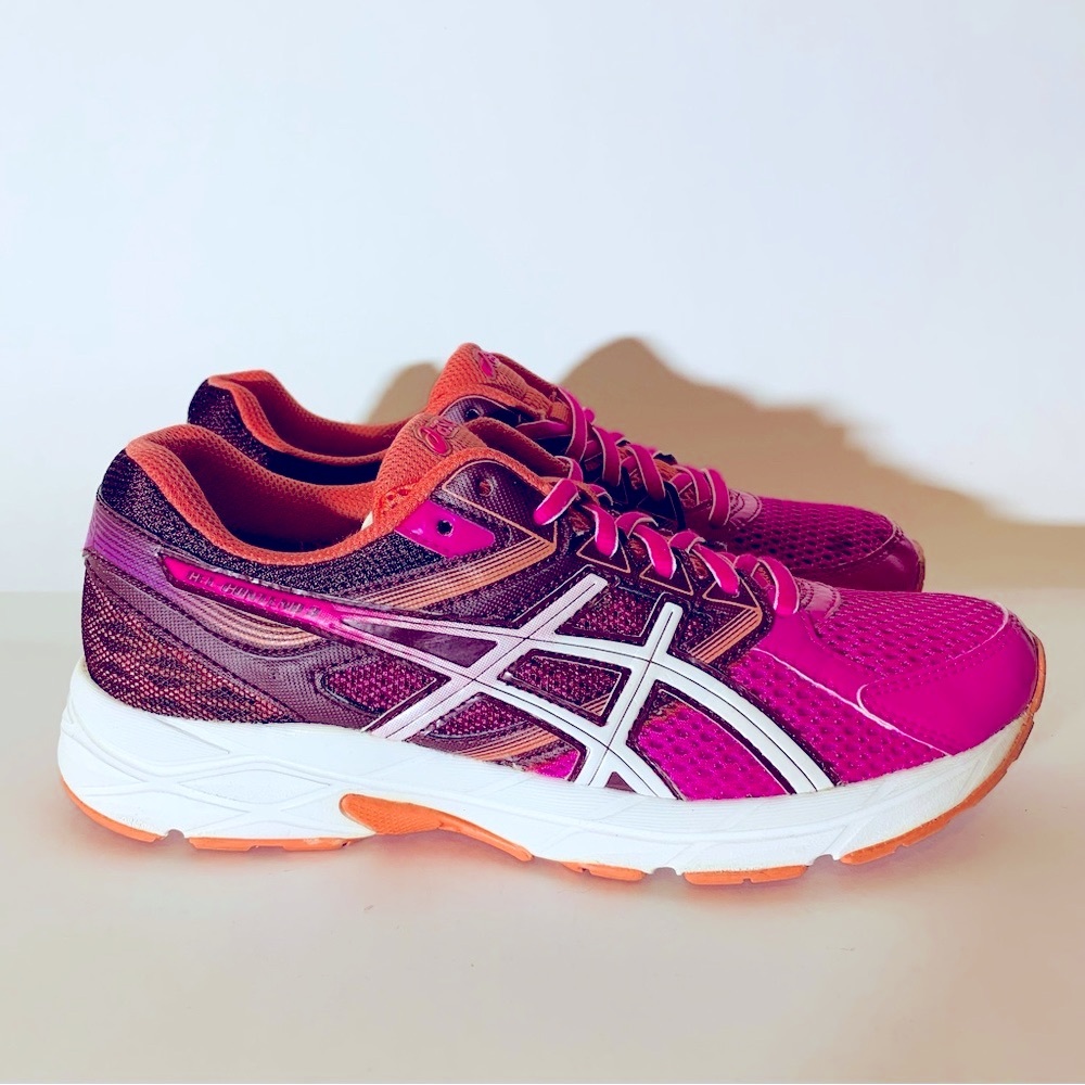 ASICS - Picture 5 of 9